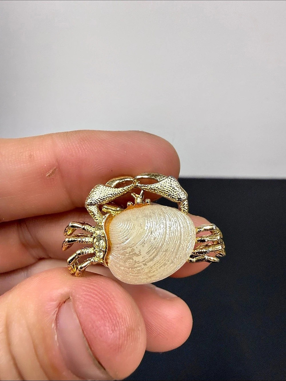 Vintage Gold Tone Crab Brooch Real Seashell Rhinestone Figural Coastal Nautical